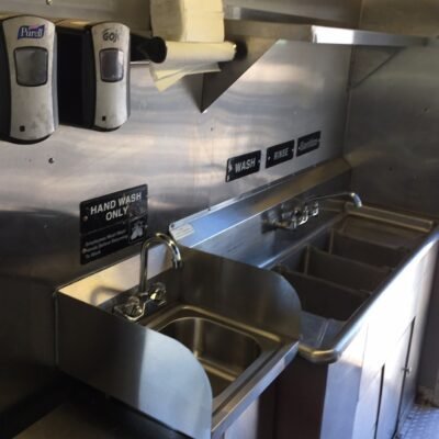 Used 1996 Freightliner Ultimaster Food Truck