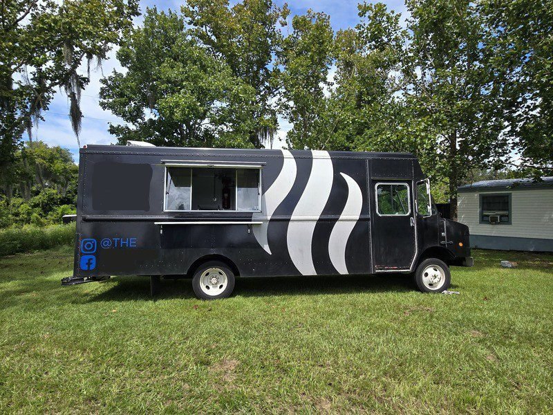 Orlando BBQ Food Truck For Sale