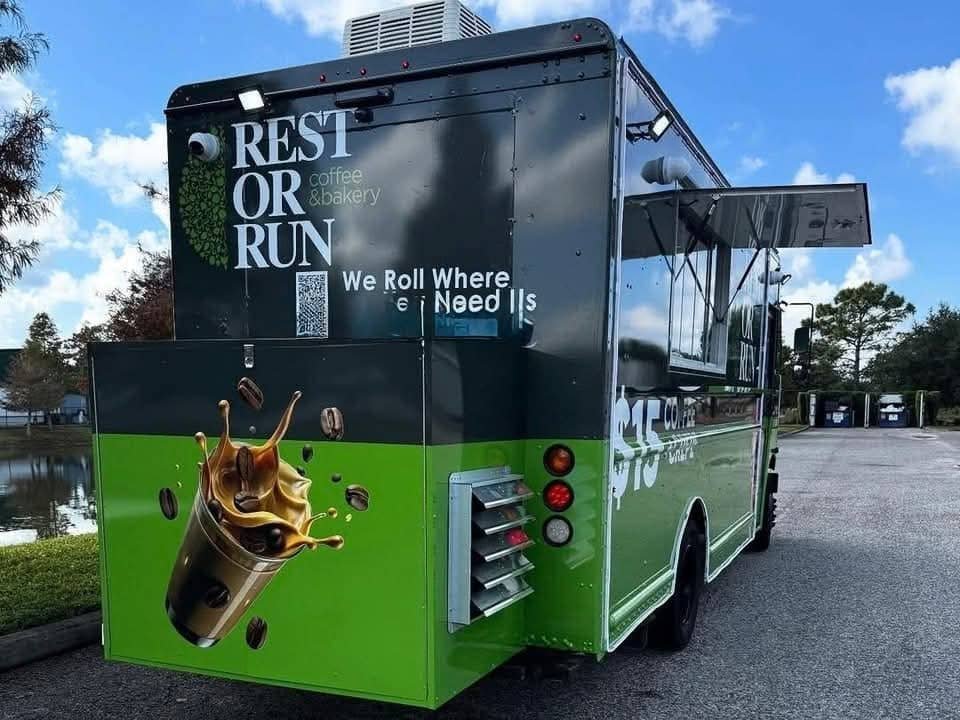 2000 Chevy Workhorse Fully Outfitted Food Truck