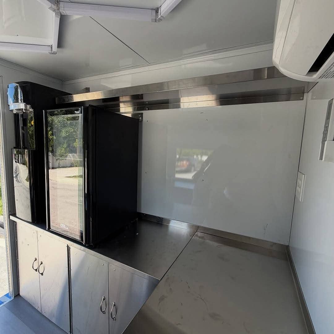 1999 Chevy Stepvan Fully Equipped Food Truck - Image 9