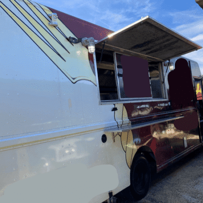 Used Florida Food Truck For Sale - 2001 Freightliner Built by Prestige Food Trucks