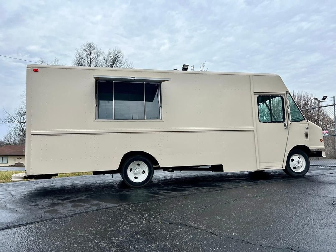 Premium Food Truck