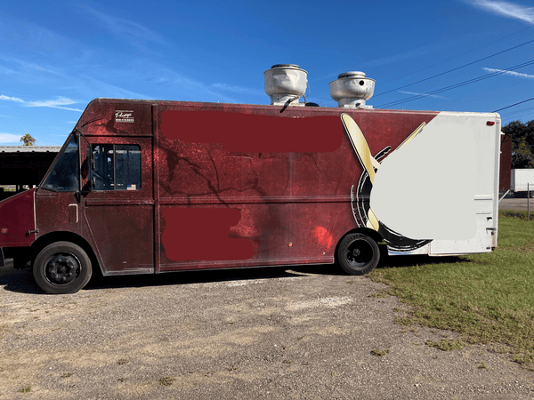 Used Florida Food Truck For Sale - 2001 Freightliner Built by Prestige Food Trucks - Image 2